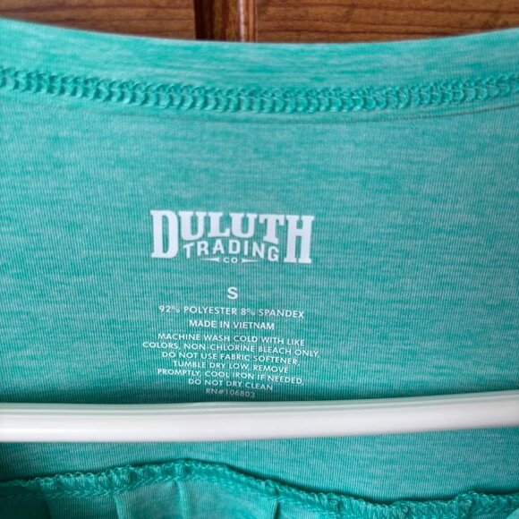 NWT Duluth Trading Cool Touch V-Neck Sleeveless Top - Picture 4 of 5